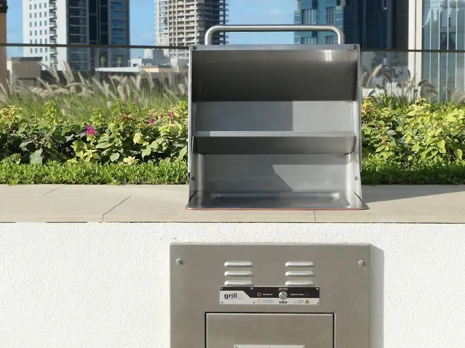 Modern High Rise 2Br Apartment With Burj Khalifa Views, Steps From Dubai Opera And Near Dubai Mall الإمارات العربية المتحدة