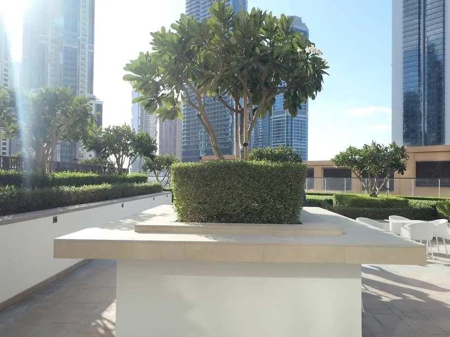 Modern High Rise 2Br Apartment With Burj Khalifa Views, Steps From Dubai Opera And Near Dubai Mall