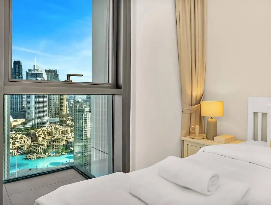 Modern High Rise 2Br Apartment With Burj Khalifa Views, Steps From Dubai Opera And Near Dubai Mall 0*,