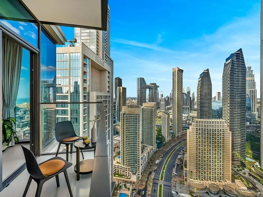 Modern High Rise 2Br Apartment With Burj Khalifa Views, Steps From Dubai Opera And Near Dubai Mall 0*,  United Arab Emirates