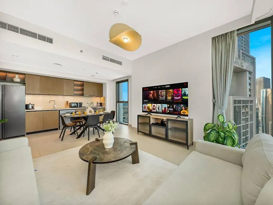Modern High Rise 2Br Apartment With Burj Khalifa Views, Steps From Dubai Opera And Near Dubai Mall 0*,