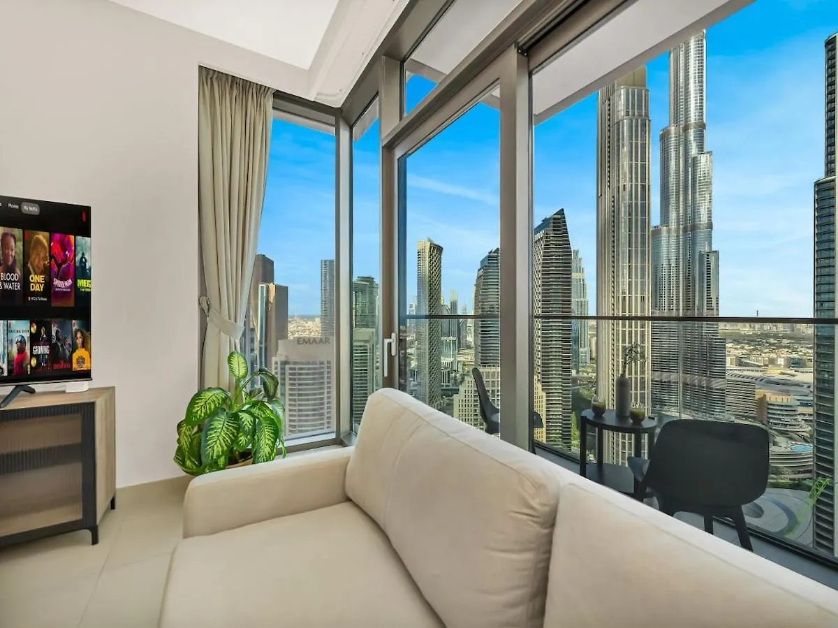 Modern High Rise 2Br Apartment With Burj Khalifa Views, Steps From Dubai Opera And Near Dubai Mall 0*,